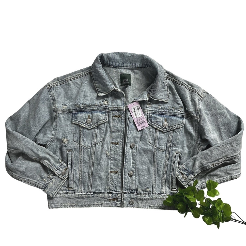 NWT Wild Fable Denim Jacket Womens Small Light Wash Distressed Cropped Jean Coat - Picture 2 of 10